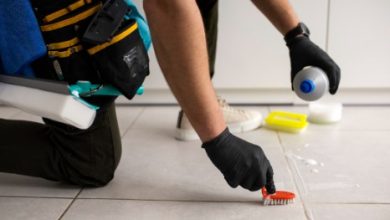 How does Eagleriver Painters approach flooring repair projects